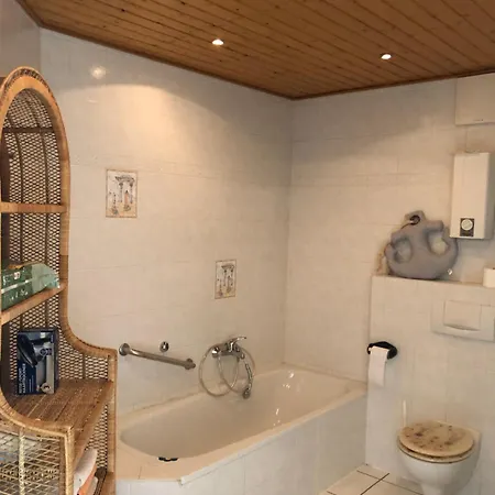 Unter Den Weinbergen Apartment